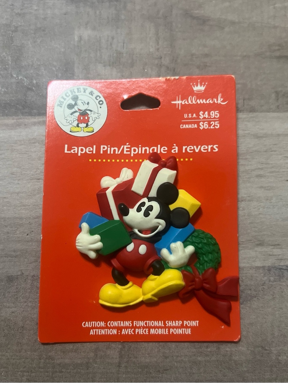 Hallmark PIN Christmas Vintage MICKEY MOUSE Disney Holiday Brooch NEW